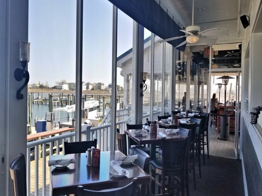Micky Fins Bar & Grill Micky Fins Bar & Grill