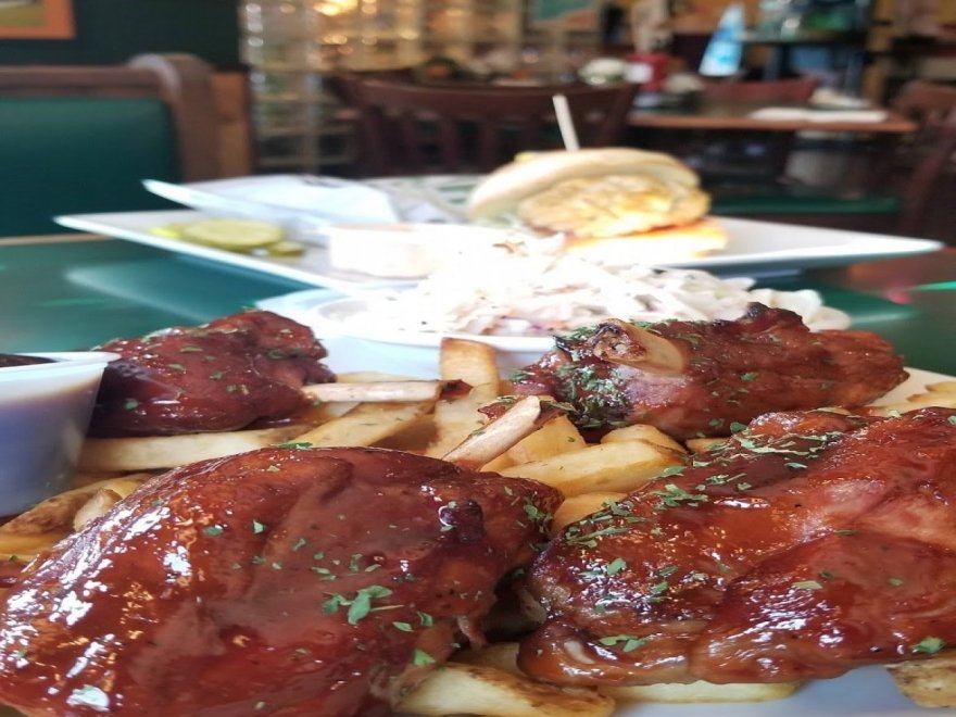 The Greene Turtle Sports Bar & Grille West OC The Greene Turtle Sports Bar & Grille West OC