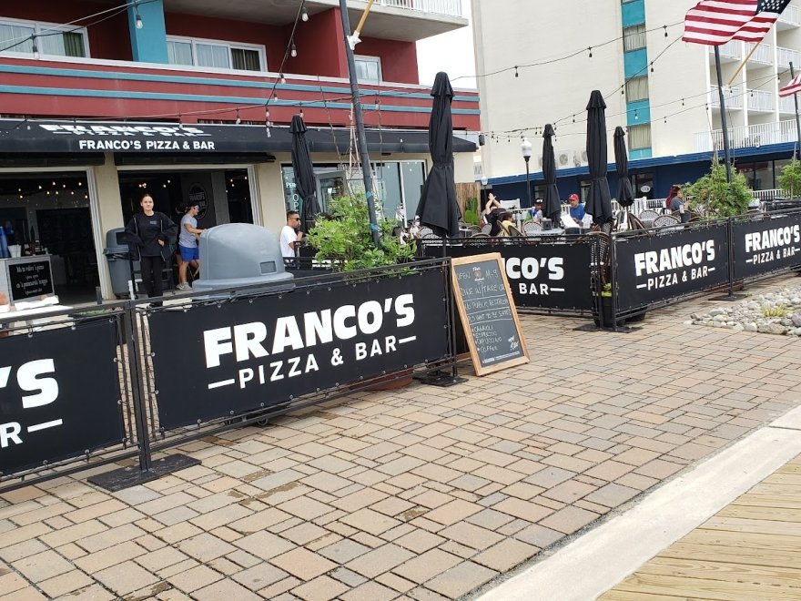 Franco's Pizza and Bar Franco's Pizza and Bar