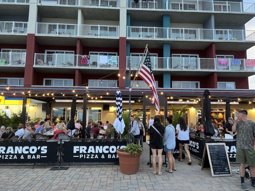 Franco's Pizza and Bar Franco's Pizza and Bar